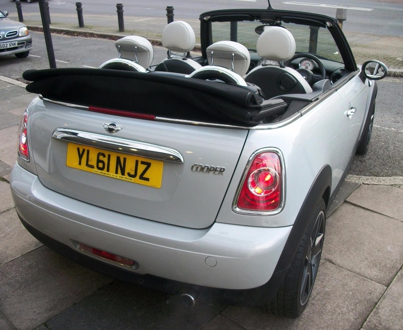 MINI CONVERTIBLE