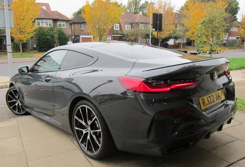 BMW 8 SERIES