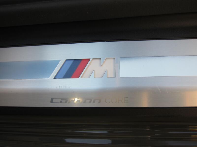 BMW 8 SERIES