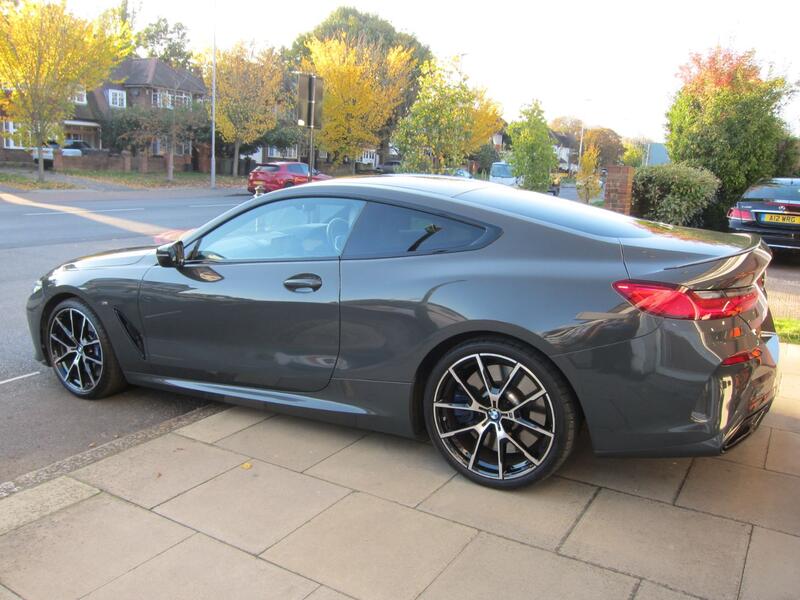 BMW 8 SERIES