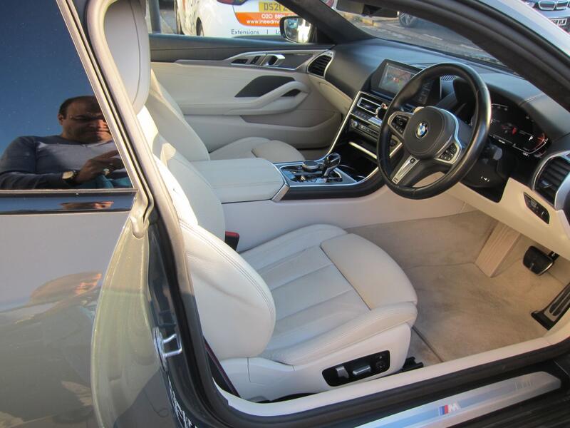 View BMW 8 SERIES 3.0 840i Coupe