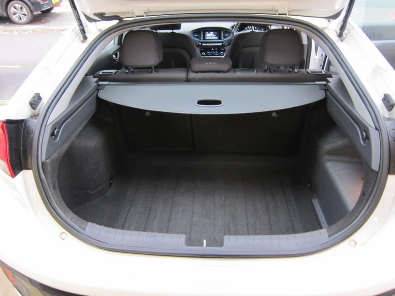 HYUNDAI IONIQ