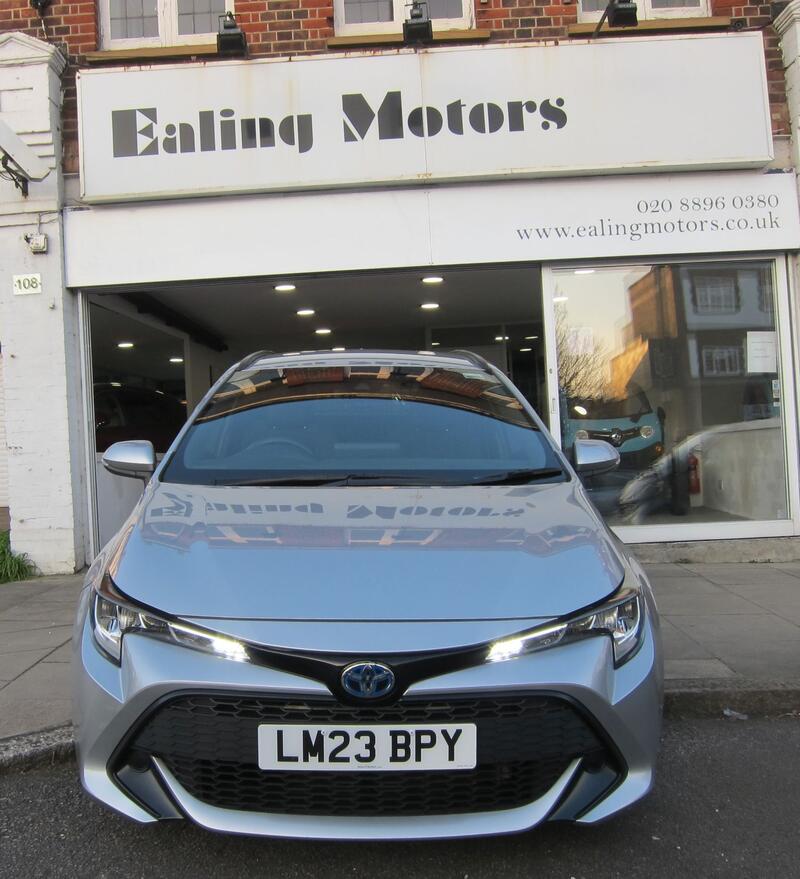 View TOYOTA COROLLA 1.8 VVT-h