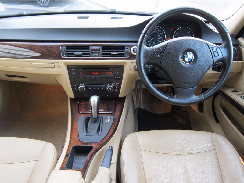 BMW 3 SERIES