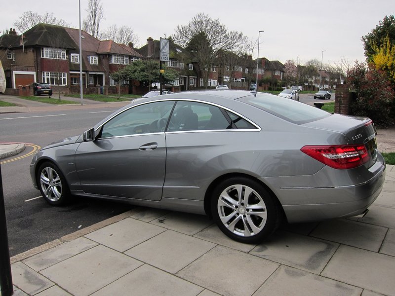 MERCEDES-BENZ E CLASS