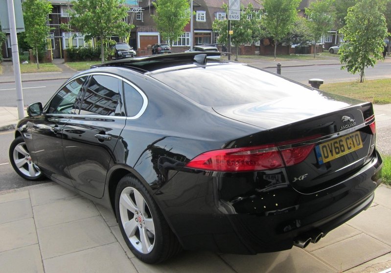 JAGUAR XF