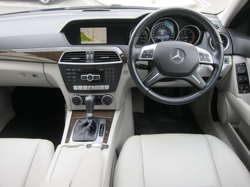 MERCEDES-BENZ C CLASS