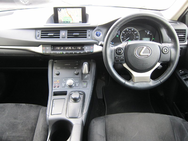 LEXUS CT 200H