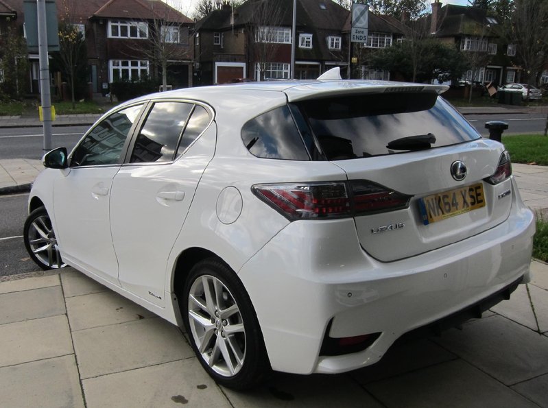 LEXUS CT 200H