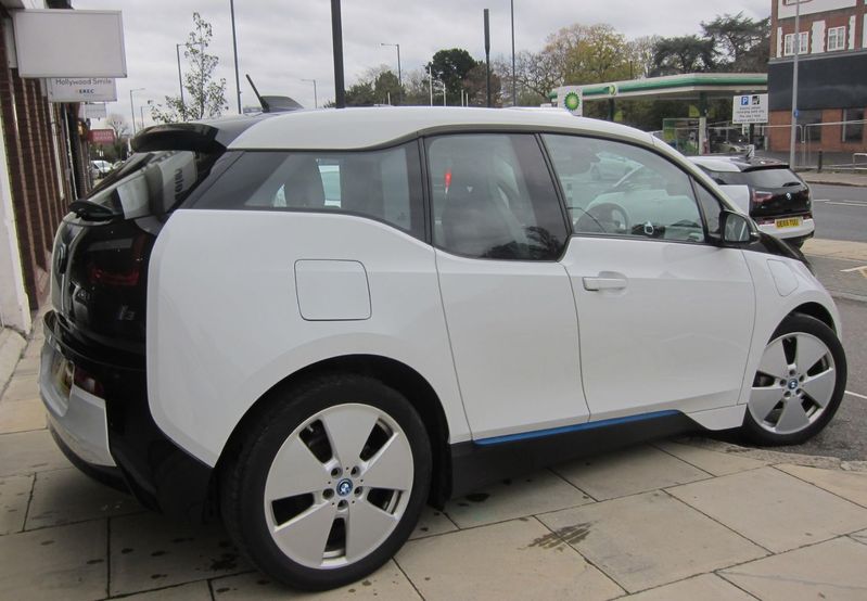 BMW I3