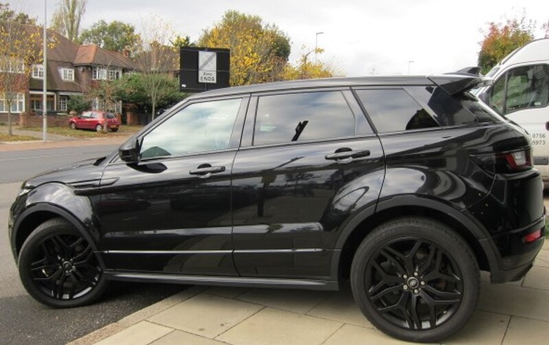 View LAND ROVER RANGE ROVER EVOQUE 2.0 TD4 HSE Dynamic Auto 4WD