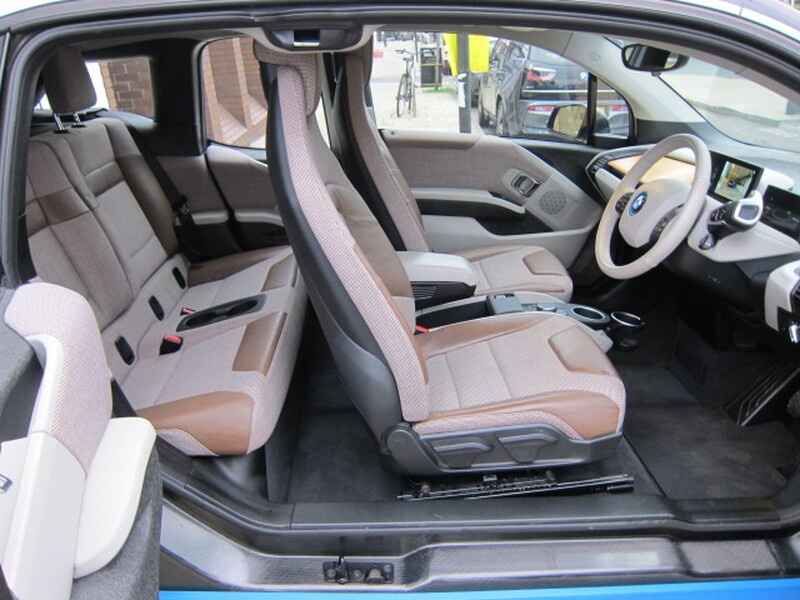 BMW I3