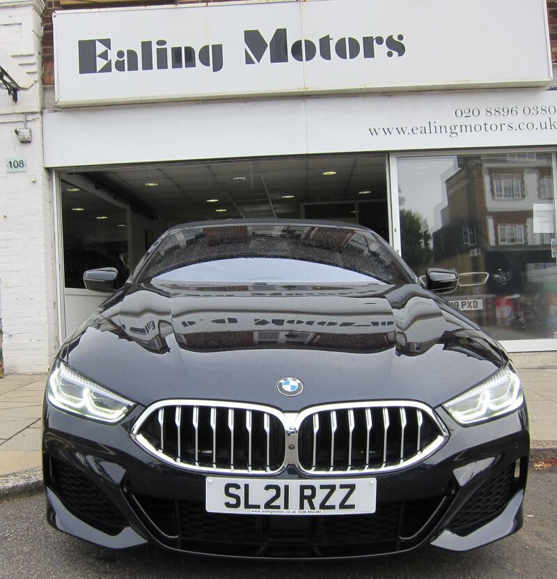 BMW 8 SERIES