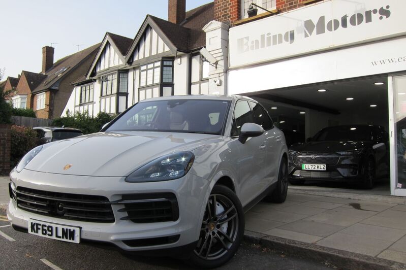 View PORSCHE CAYENNE 2.9T V6 S TiptronicS 4WD Euro 6